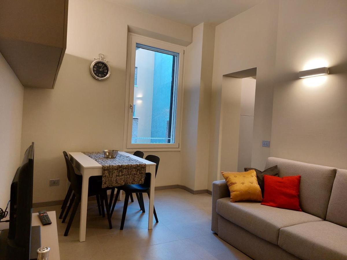 The 6 Apartments Rimini Extérieur photo
