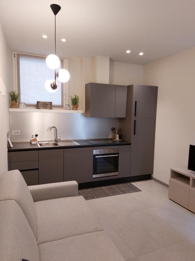 The 6 Apartments Rimini Extérieur photo
