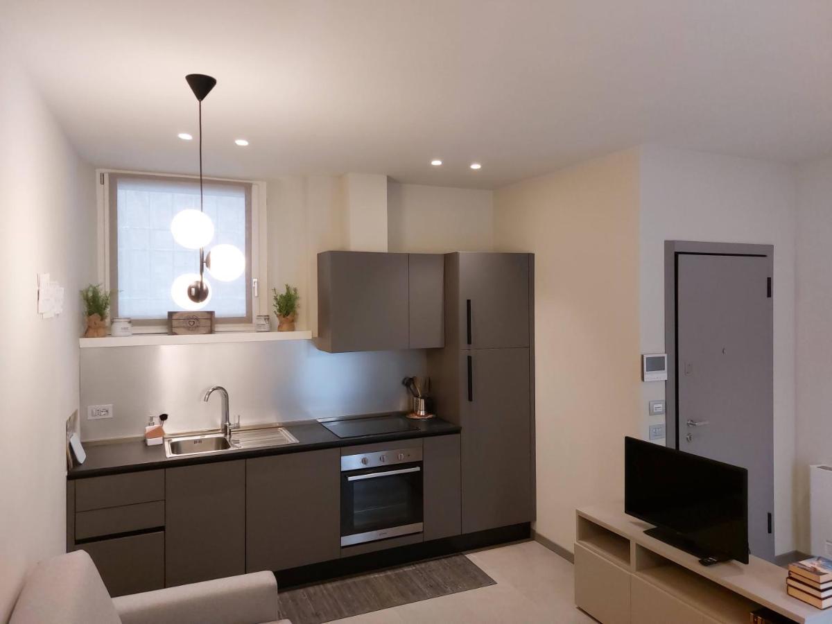 The 6 Apartments Rimini Extérieur photo