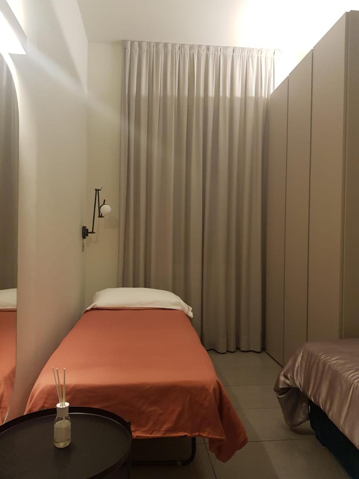 The 6 Apartments Rimini Extérieur photo