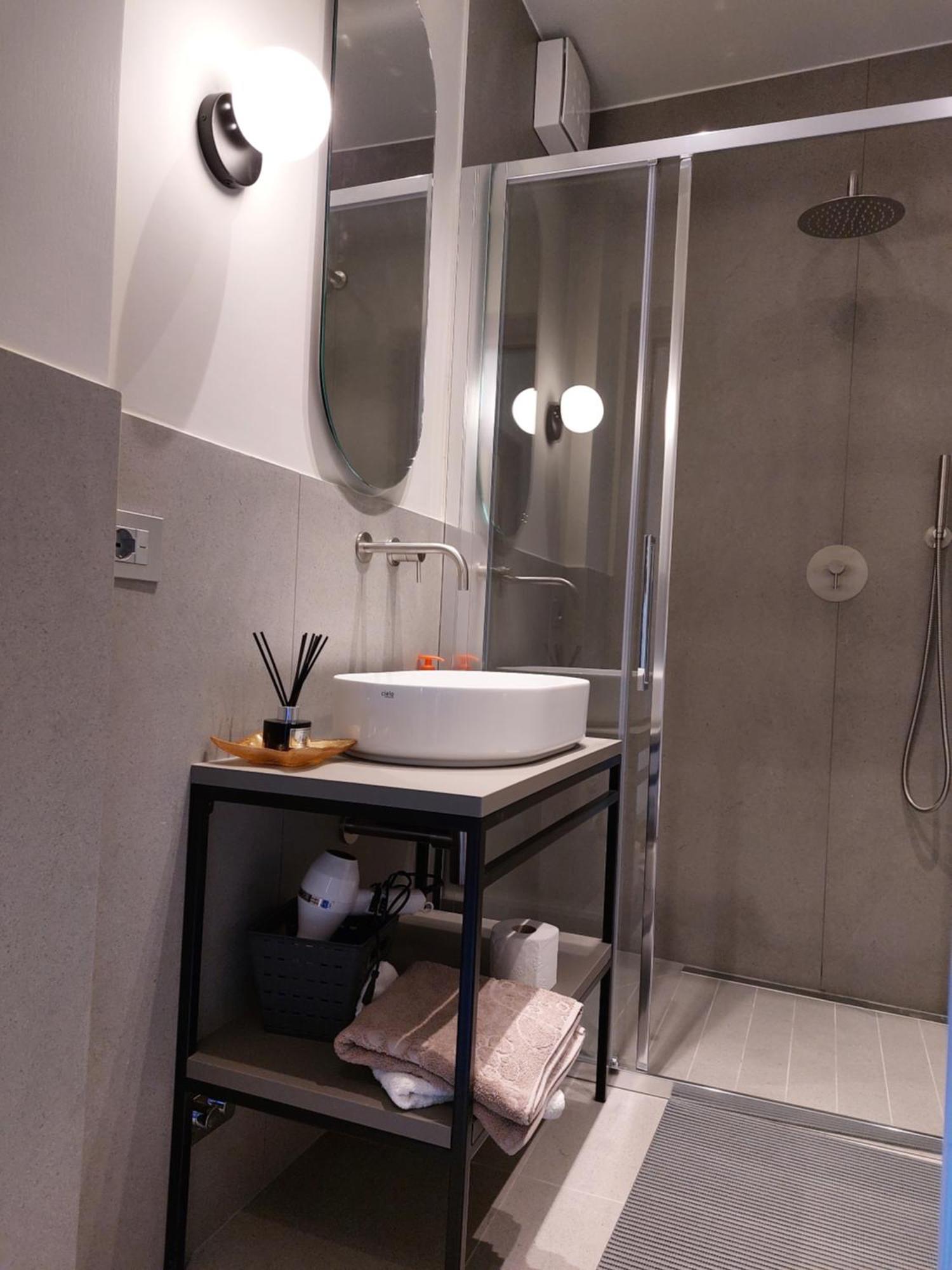 The 6 Apartments Rimini Extérieur photo